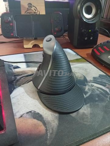 Souris verticale ergonomique filaire J-Tech  - 2