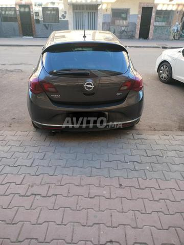 Opel Astra J - 2