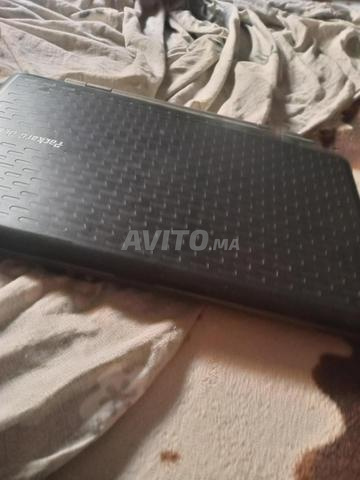 PC portable très beau, pour ceux qui le veulent, voici mon numéro