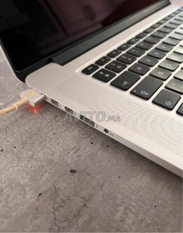 MacBook Pro i7 500 SSD 16 RAM 15'' - 2