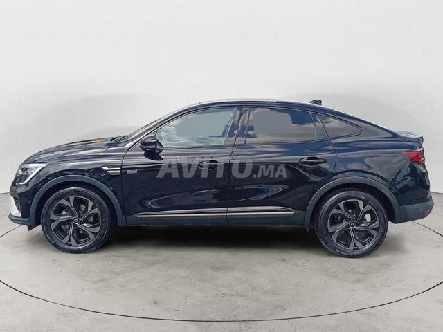 RENAULT. Arkana - 2