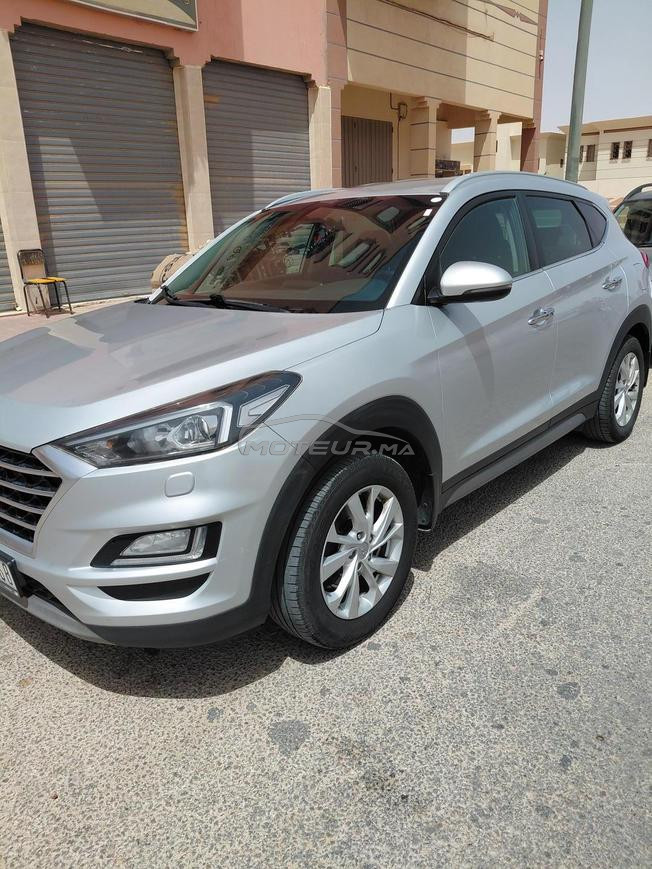 je me vendre un tucson 2020 bon état premier man  