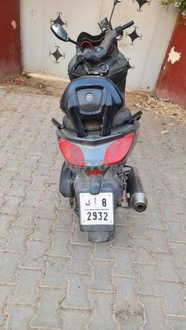 Xmax 125 modèle 2013 - 2