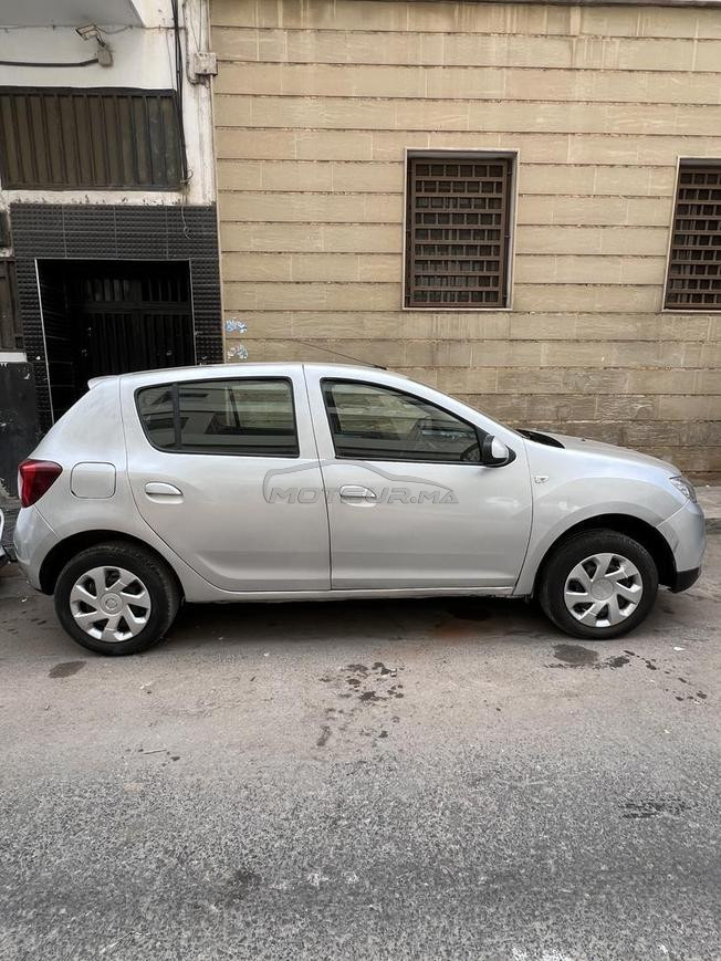 dacia sandero n9iya bzzf li bghaha marhba