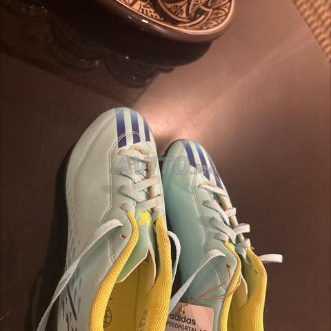 حذاء كرة قدم Adidas أصلي مقاس 36-37 - 2