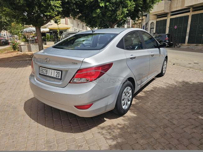 hyundai accent 2015