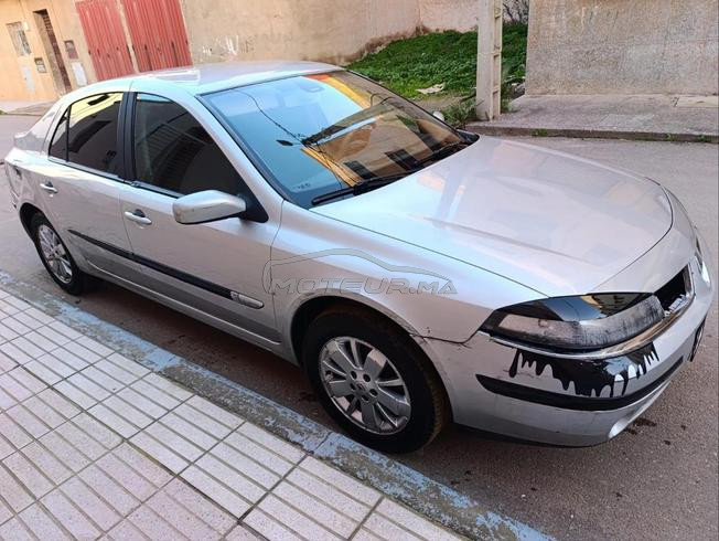 Renault Laguna Essence Manuelle 2008 à Marrakech