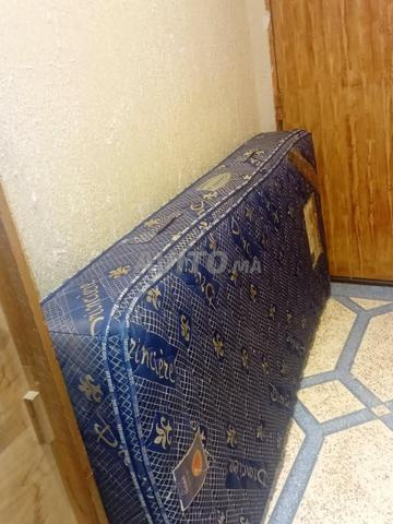 Matelas 90cm sur 2m en bon état - 2