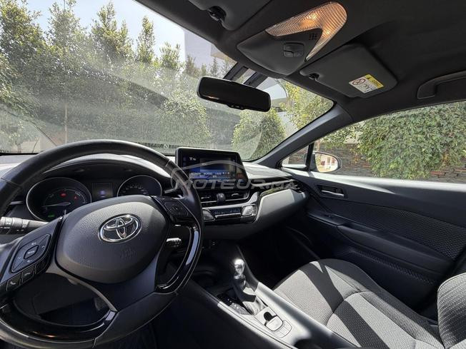 TOYOTA CHR HYBRIDE 25 000 KM SEULEMENT 