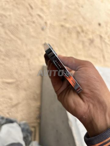أعرض اللبيع أيفون  - 2