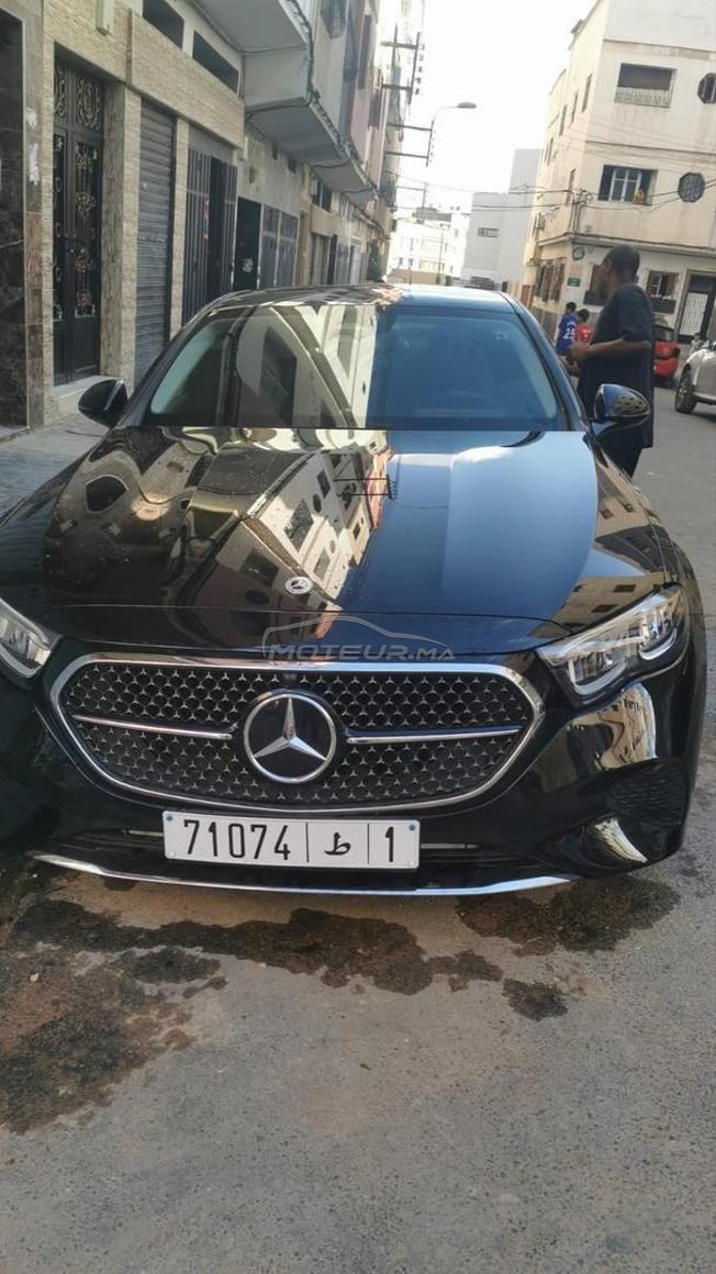بيع السيارة  مرسيدس  بنزين و كهربائية 300e