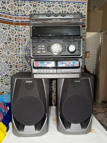 🎶 Chaîne Hi-Fi Sony GRX30 Vintage avec 2 enceintes