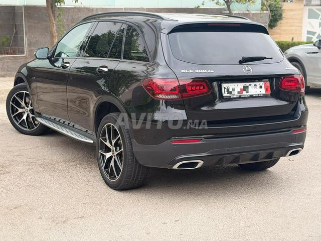 مرسيدس GLC 300de كاملة المواصفات، يد أولى - 2