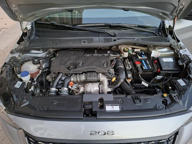 Peugeot 208 Diesel Manuelle 2023 à Agadir
