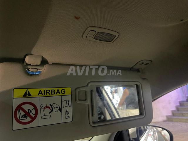 Hyundai Tucson - 2