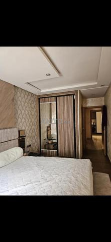 Chambre à coucher en très bon état - 2