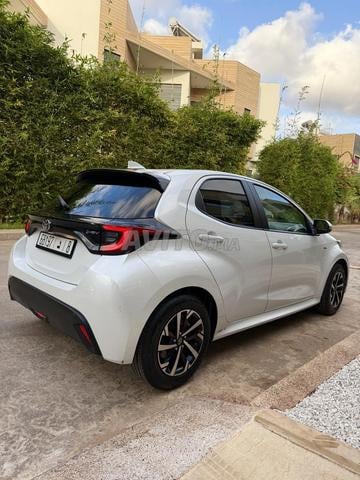 Toyota Yaris 2024 Essence Hybride 11.000km
