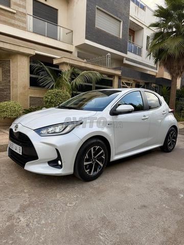 Toyota Yaris 2024 Essence Hybride 11.000km