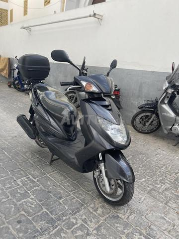 Moto YAMAHA double X neuve, machallah, peinture d'origine - 2