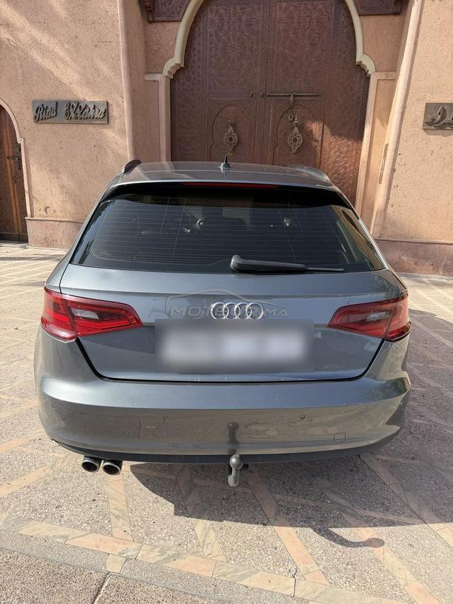 Audi a3 modèle 2016 disant 2021 