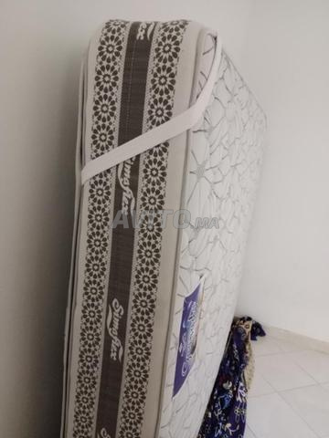 Matelas 2 places 160x190, encore neuf - 2