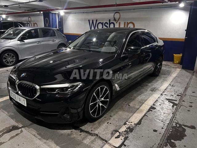BMW الفئة الخامسة G30 بحالة ممتازة - 2