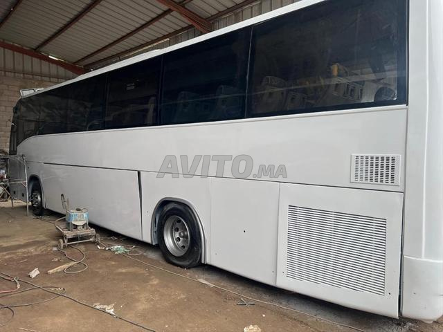 Bus marque SCANIA 60 places - 2
