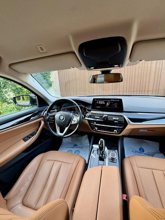 BMW SÉRIE 5 520D 
