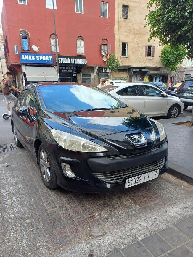 Peugeot 308 en excellent état.