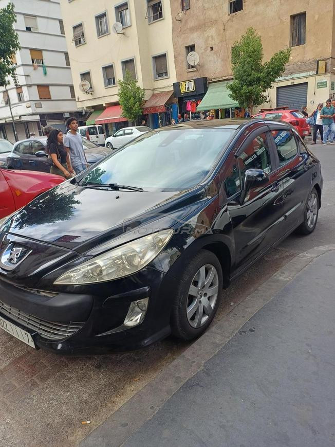 Peugeot 308 en excellent état.