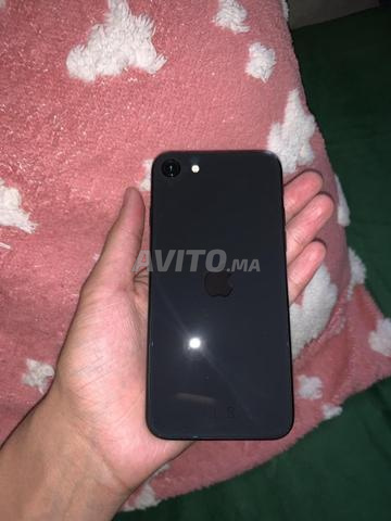 آيفون SE مازال جديد بحالة 97٪ 🔋 - 2