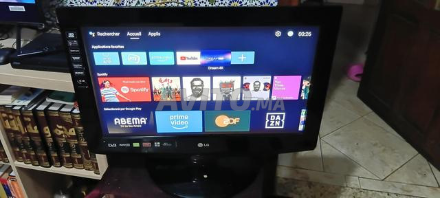 TV LCD LG 26 pouces, qualité d'image miroir, fonctionne très bien - 2