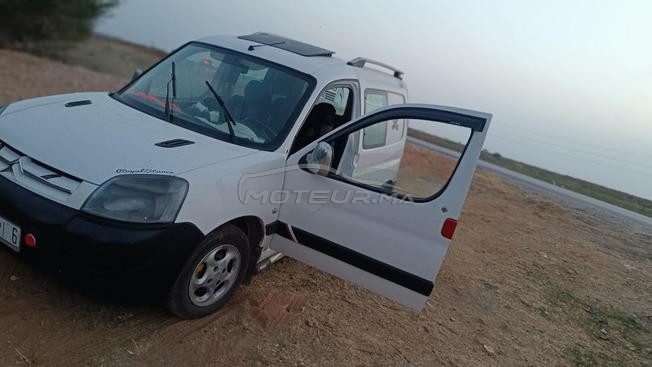 بيع سيارة من نوع ستروين برلنگو