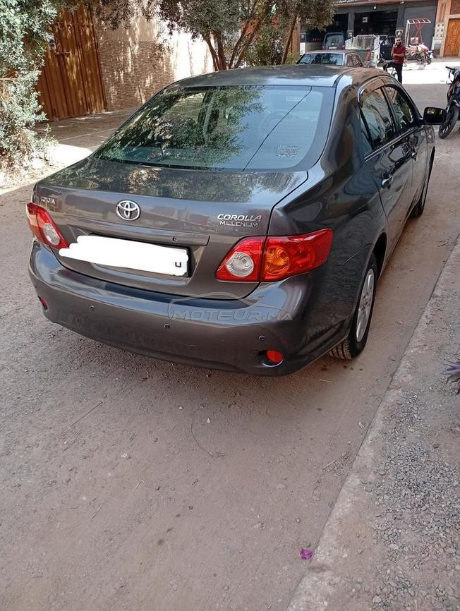 Toyota Corolla Essence premier main TT Option 