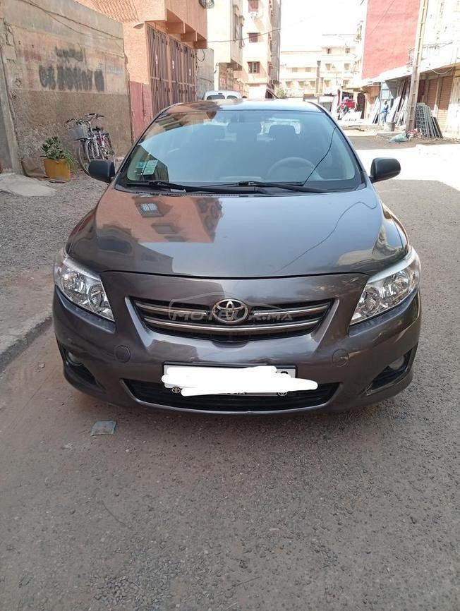 Toyota Corolla Essence premier main TT Option 