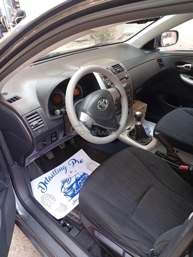 Toyota Corolla Essence premier main TT Option 