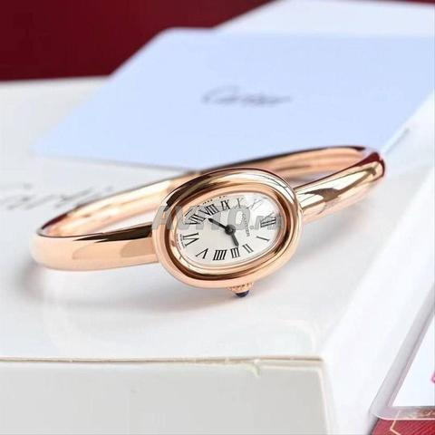 ساعة كارتييه باينوار مع علبة CR4320