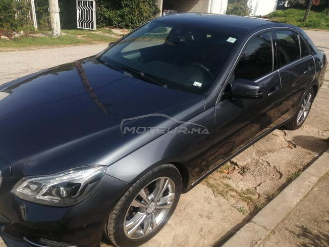 Mercedes E220 