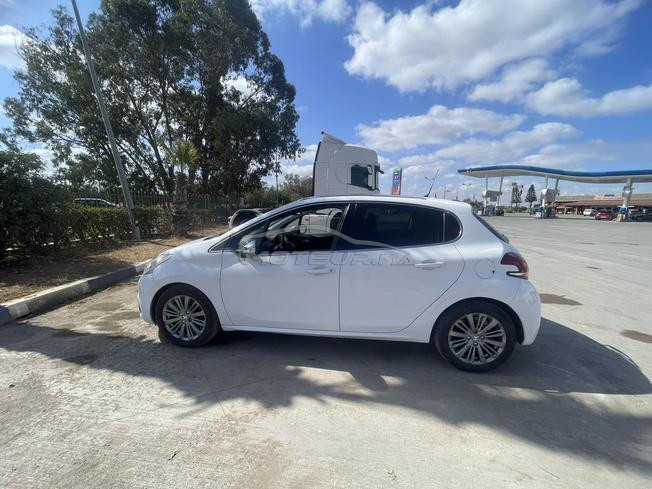 Peugeot 208 Diesel Manuelle 2018 à Mohammedia