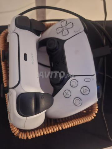 PlayStation 5 avec 2 manettes / compte Extra - 2