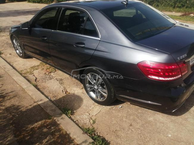 Mercedes E220 