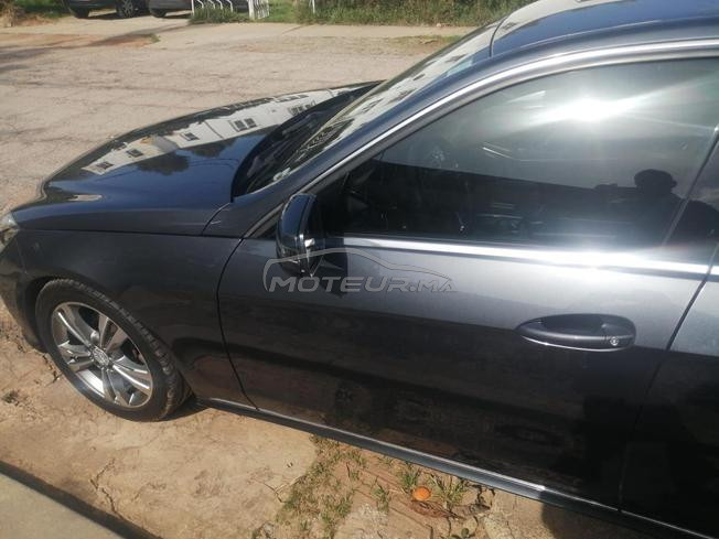 Mercedes E220 