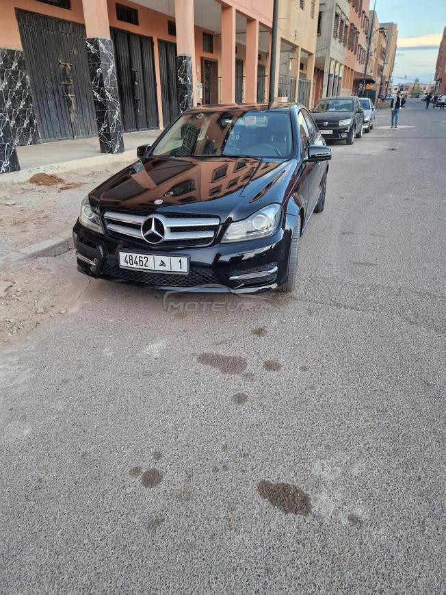 Mercedes-Benz 220 Diesel Manuelle 2009 à Marrakech