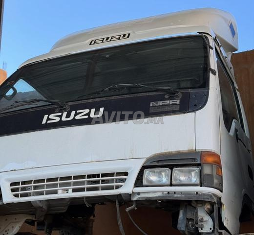 Isuzu NPR - 2