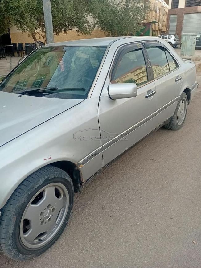 Mercedes-Benz 1994 بنزين – فرصة بثمن مناسب