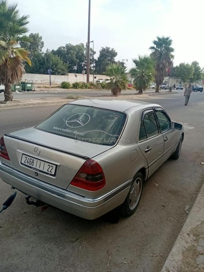 Mercedes-Benz 1994 بنزين – فرصة بثمن مناسب
