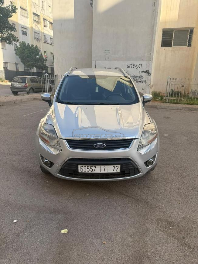 ford kuga promeir main 