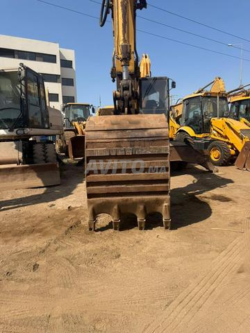 Poclan 318M pneus 2002 - 2