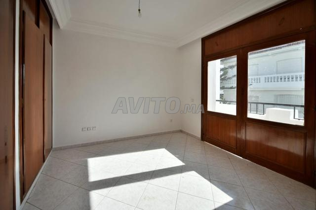 Villa 5 Chambres à Louer Nassim - 2