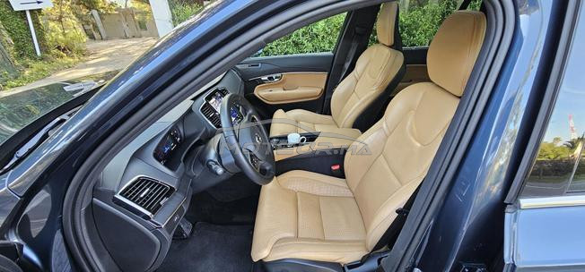 XC90 Diesel B5 Plus Bright en excellent état 